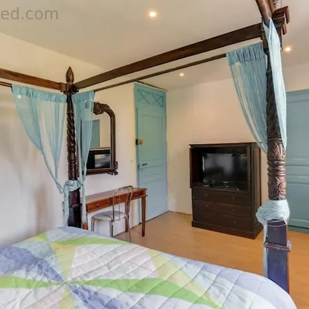 Click And Bed Les Bains *